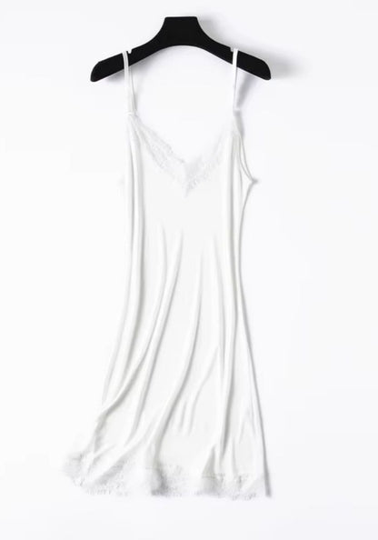 Damen Unterkleider mit Spitze